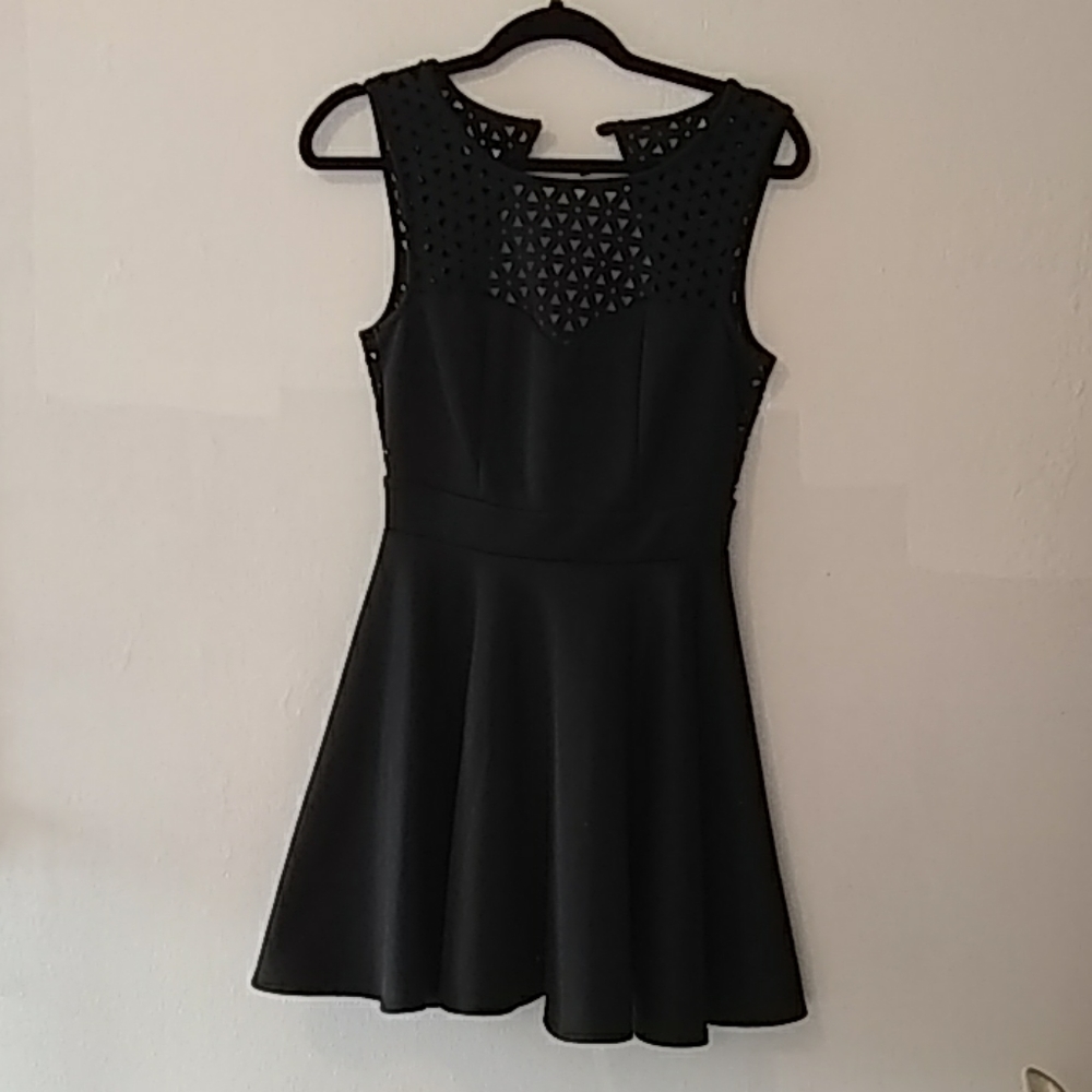 Windsor Skater Dress 3 sweetheart die cut